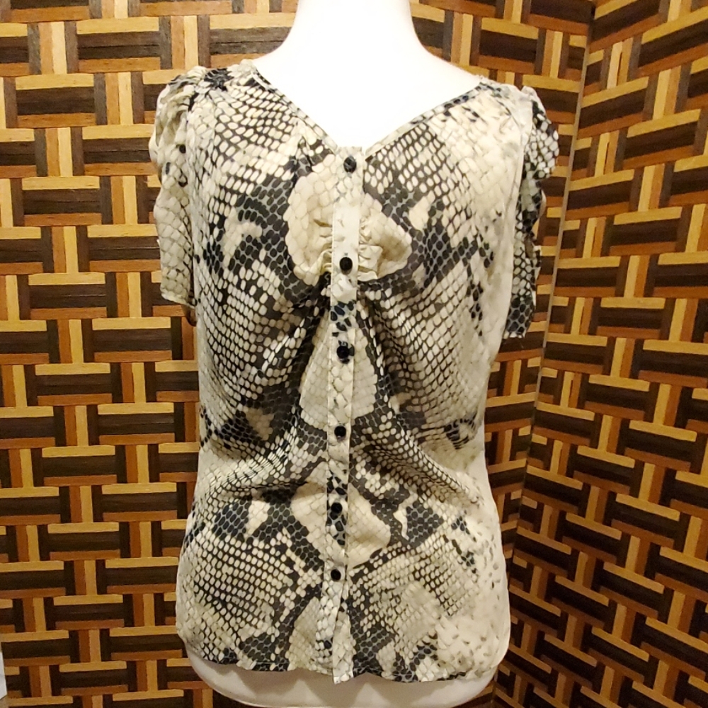 🐍🐍Poisonous Vixen Top🐍🐍